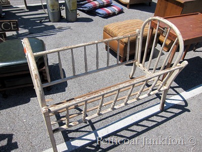 nashville-flea-market-shopping-petticoat junktion