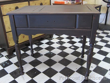 furniture painting workshop, Petticoat Junktion