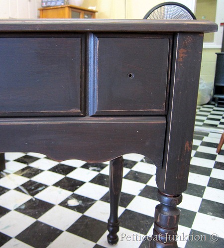 furniture painting workshop, Petticoat Junktion