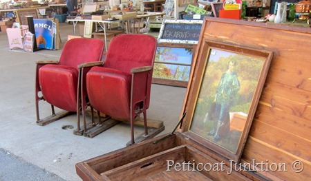 Nashville Flea Market shopping, Petticoat Junktion