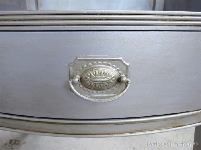 How to apply silver metallic paint with antiquing glaze? - Craftionary