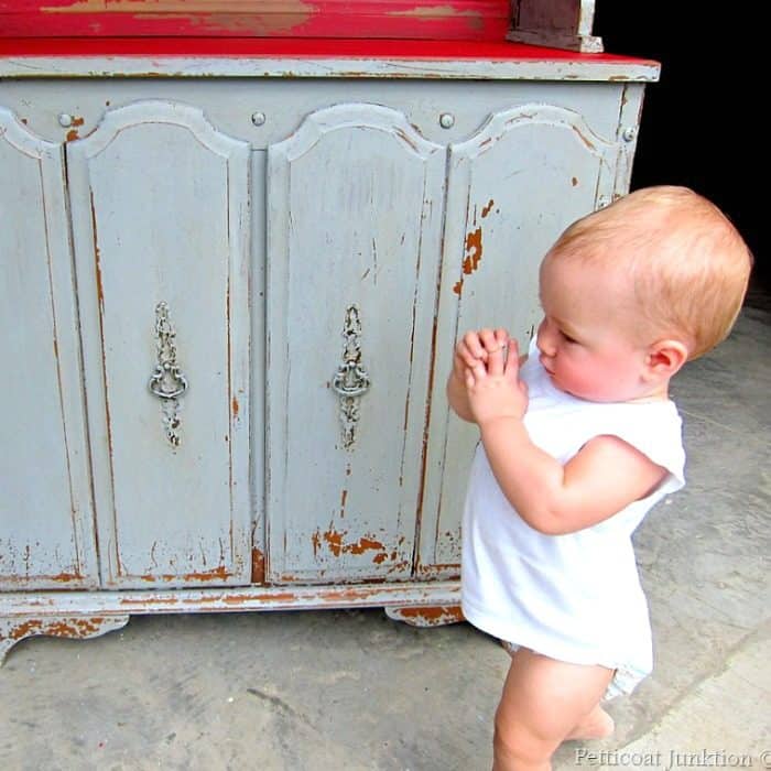 how my granddaughter Sofi photobombed my furniture photo shoot