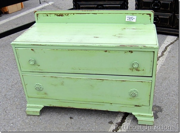 painted-furniture-ideas-Nashville-Flea-Market