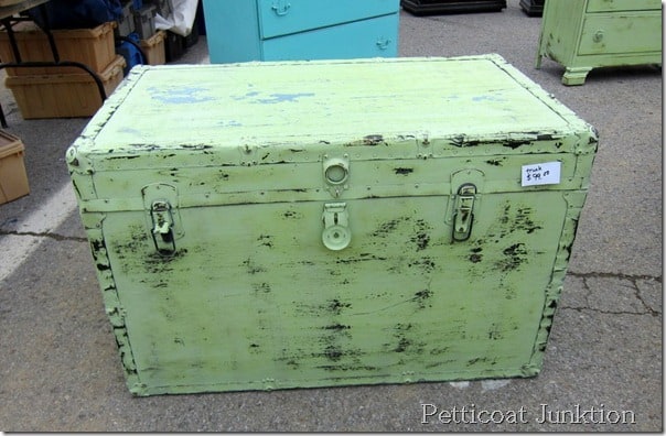 painted-furniture-ideas-Nashville-Flea-Market