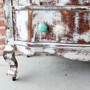 how to paint a vintage dresser