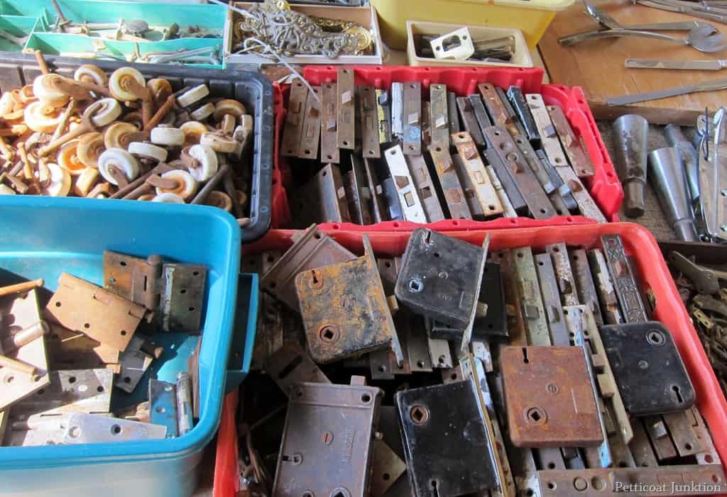 Rusty Junk HeavenThe Nashville Flea Market Petticoat Junktion