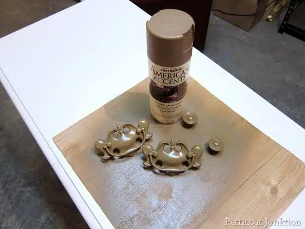 Rust-Oleum spray paint for hardware petticoat junktion