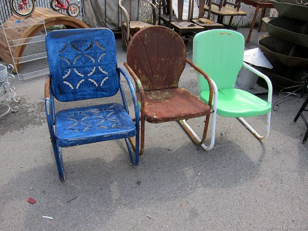 Count the Chairs  Nashville Flea Market  Petticoat Junktion