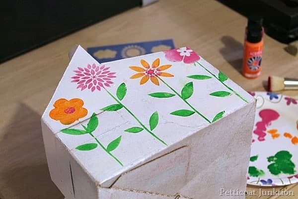 recycle a cardboard box using spray paint and stencils petticoat junktion