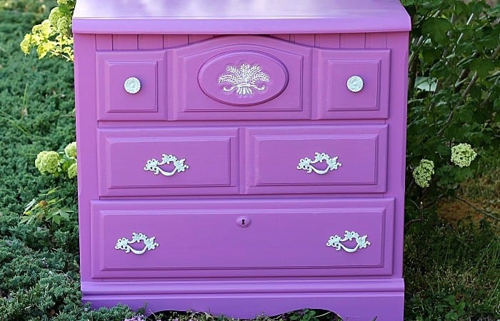 Pantones-Radiant-Orchid-color-Furniture-makeover-petticoat-junktion.jpg