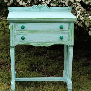 two-layer-green-and-turquoise-paint-finish-petticoat-junktion_thumb.jpg
