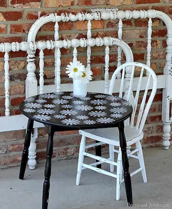 Stenciled White Daisy Table Will Make Any Little Girl Happy