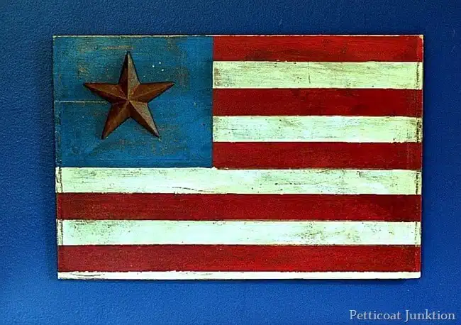 how to make a rustic American flag sign easy diy Petticoat Junktion