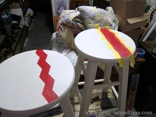 painting bar stools using Chevron design Petticoat Junktion