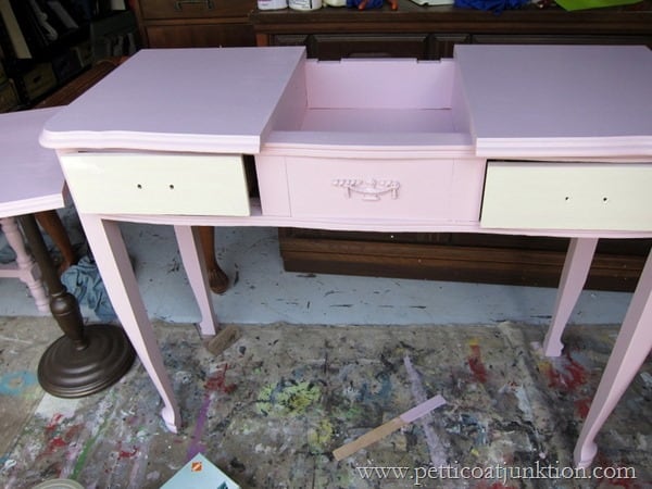 furniture makeover Petticoat Junktoin