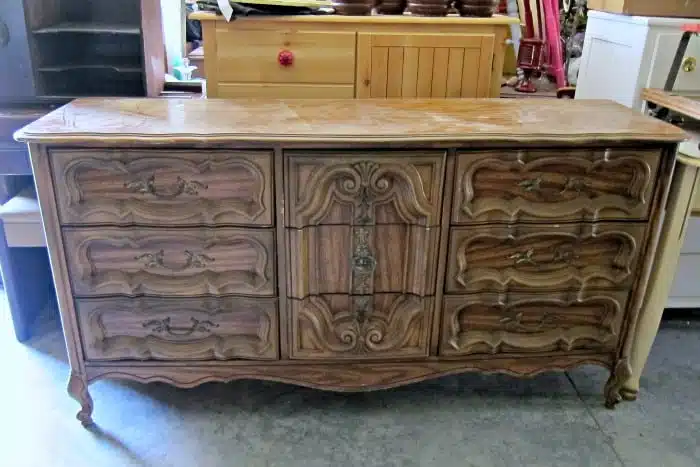 1970 deals bassett dresser