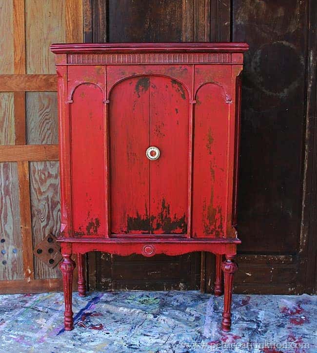 Antique Steamer Trunk Meets MilkOil™ — Miss Mustard Seed's Milk Paint