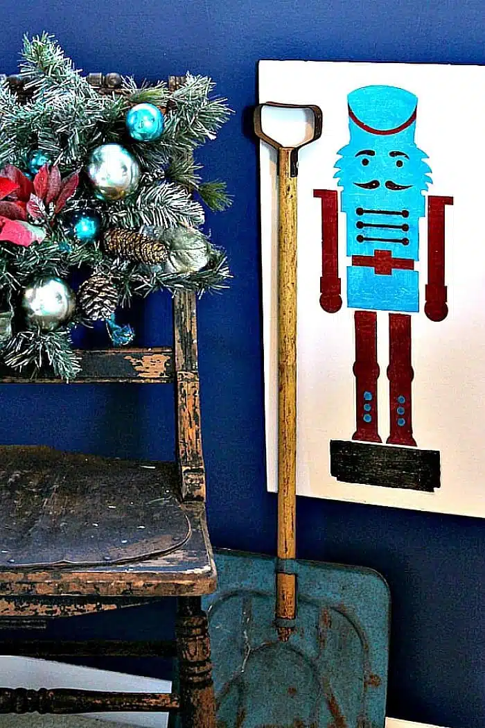 nutcracker-stencil-project-red-and-turquoise