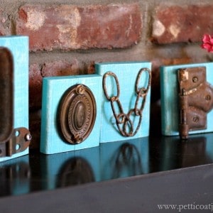 turquoise-junky-love-sign-Petticoat-Junktion.jpg