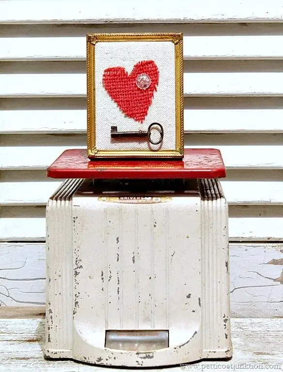 Vintage Red Kitchen Scale & The Key To My Heart