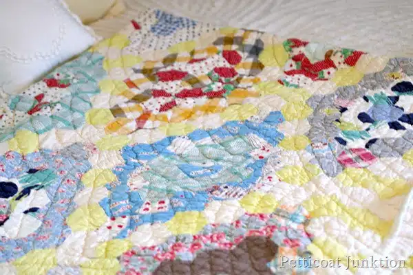 vintage handmade quilt Petticoat Junktion