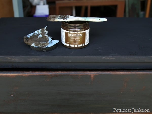 How To Antique Metallic Furniture Paint Using Caromal Colours Toner