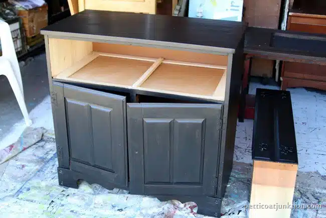 Distressed Black Furniture That Will Give You Inspiration