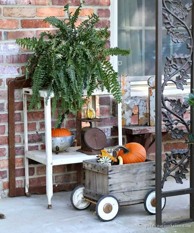 Fall Porch Decorating Ideas - Petticoat Junktion