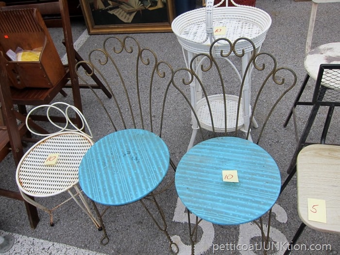 pair-of-vintage-wrought-iron-vanity-chairs-Nashville-Flea-Market-shopping-trip-Petticoat-Junktio.jpg