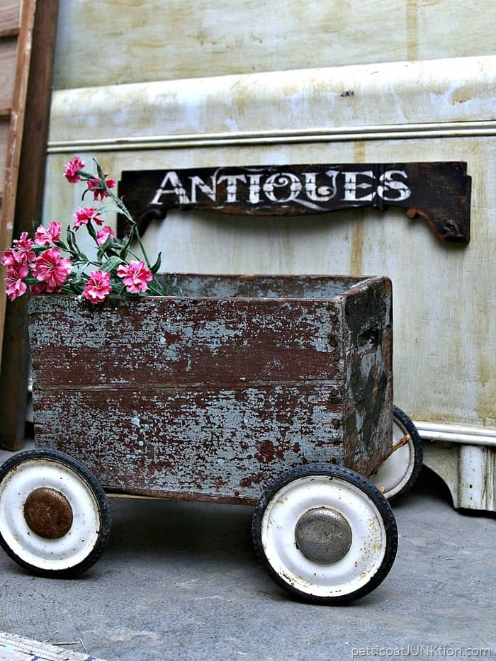 how to make an antique sign from an antique drawer front Petticoat Junktion