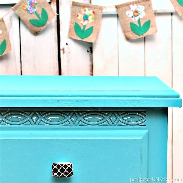 Replacement Furniture Knobs Update A Painted Nightstand