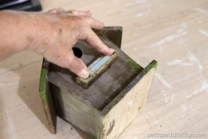 wood birdhouse project