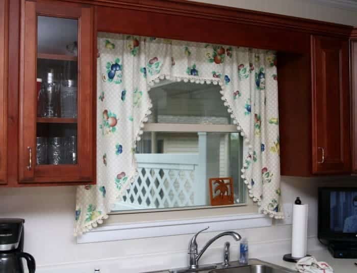 DIY Kitchen Curtains Petticoat Junktion