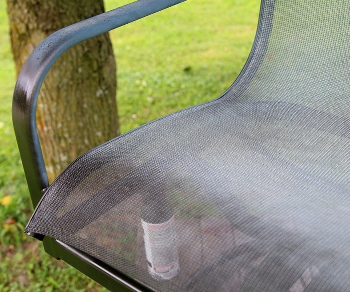 Spray Paint Mesh Metal Outdoor Patio Furniture Petticoat Junktion - Best Way To Clean Mesh Outdoor Furniture