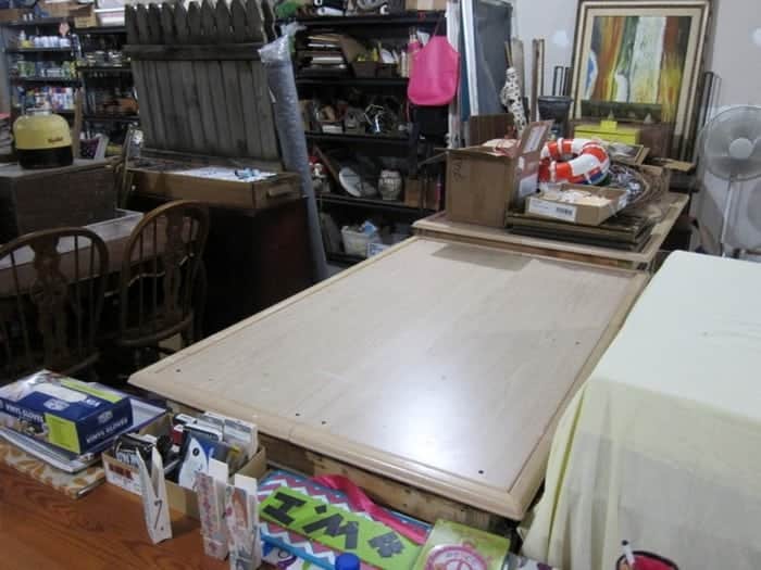 shop table