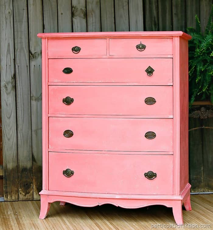 Latex paint also known as water based paint can be used to paint furniture