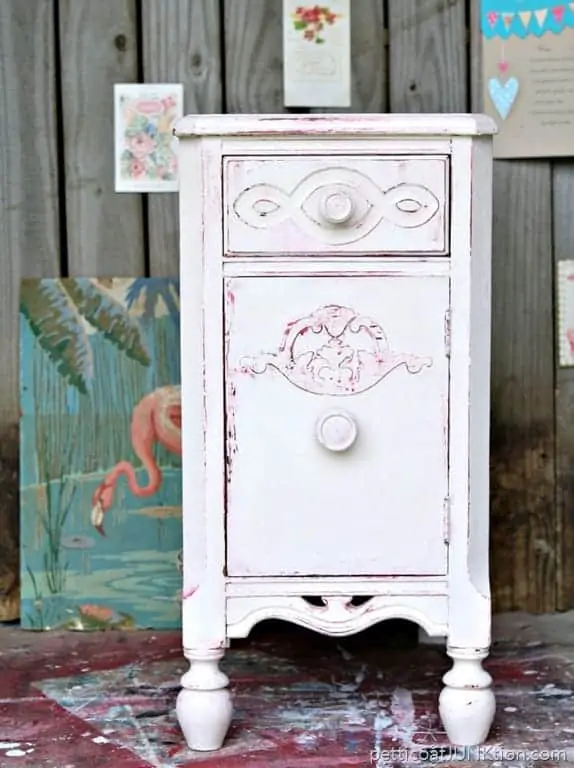 How To Layer Paint Using Vaseline | Furniture Makeover