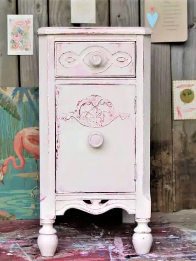 6 TRASHED FURNITURE TRANSFORMATIONS  Story
