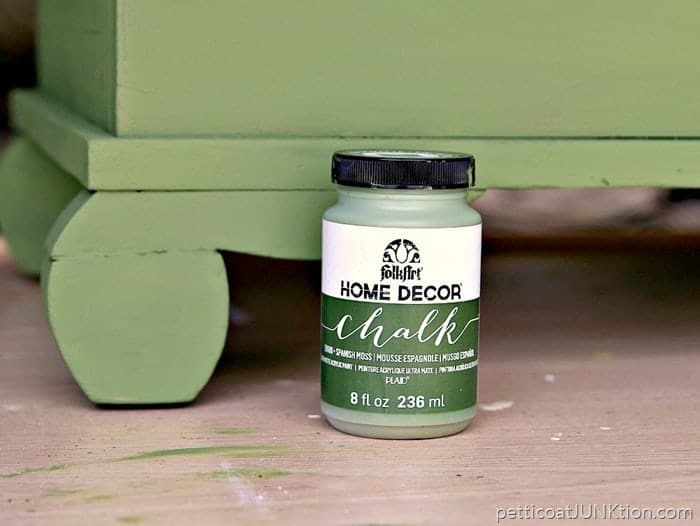 FolkArt Home Decor Chalk in Spanish Moss Petticoat Junktion paint project pj