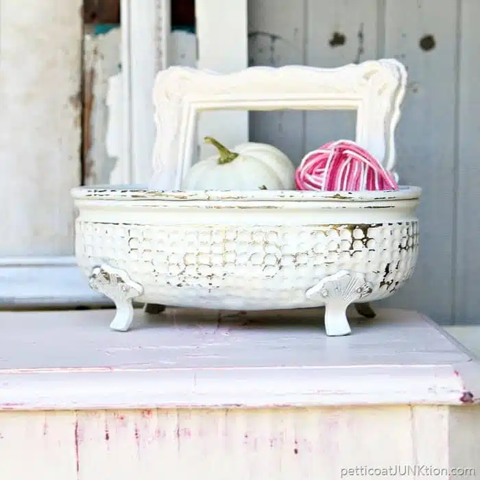 White Summer Home Decorating Projects