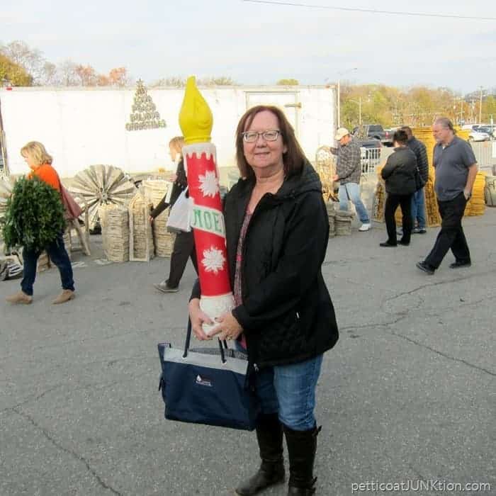 Me And My Noel Candle The Nashville Flea Market Petticoat Junktion shopping trip