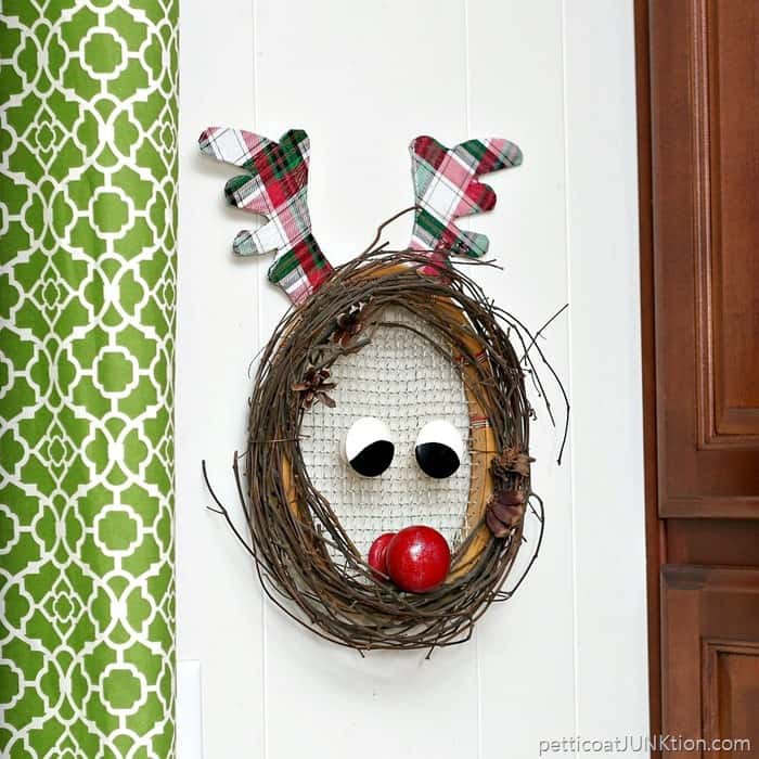 Rudolph Christmas Wreath Glittery DIY