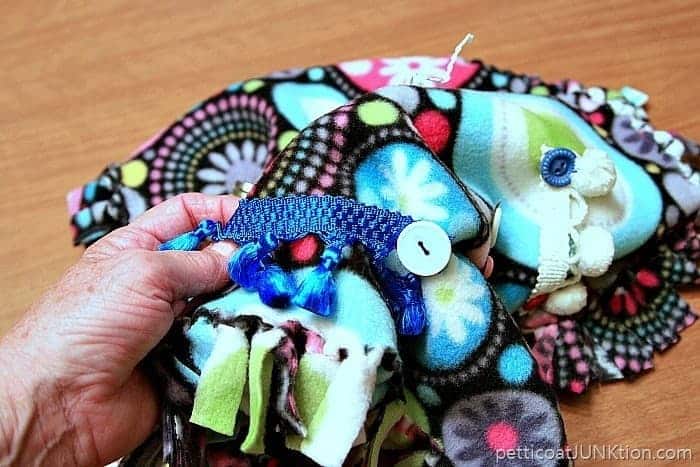 Weighted discount fidget blanket