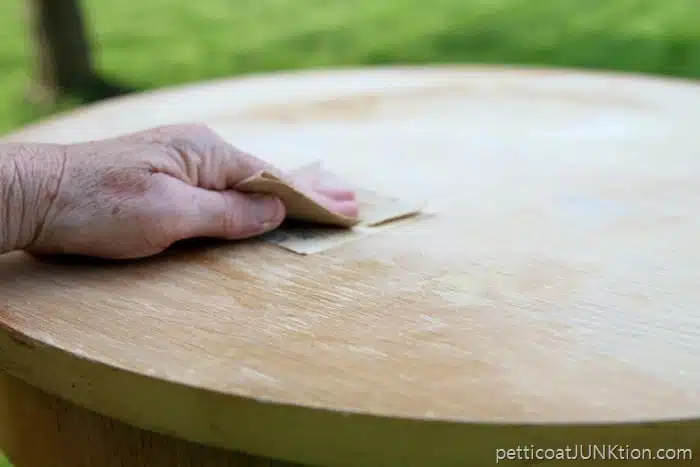 sanding the table top