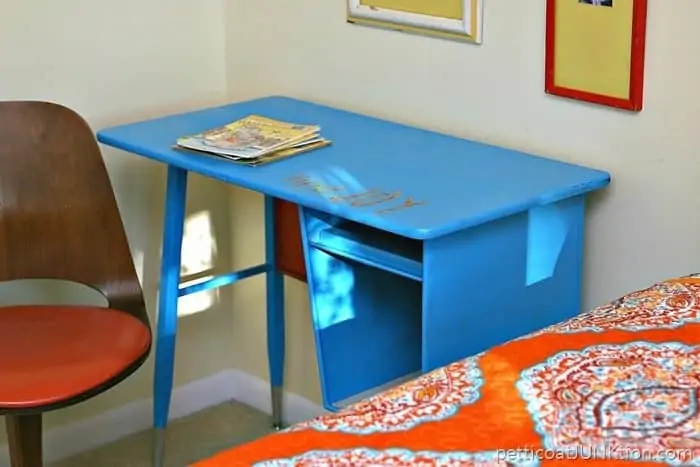 I spray painted the metal desk with Rustoleum paint by Petticoat Junktion 1