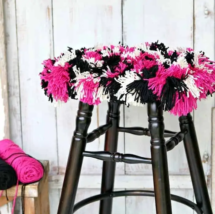 Make A Yarn Seat Cover | Color Combination Fuchsia And Black