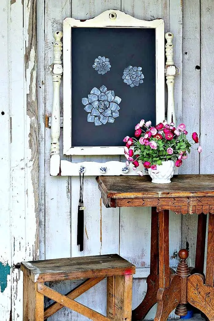 How To Make A Large Chalkboard Using An Old Furniture Mirror Frame
