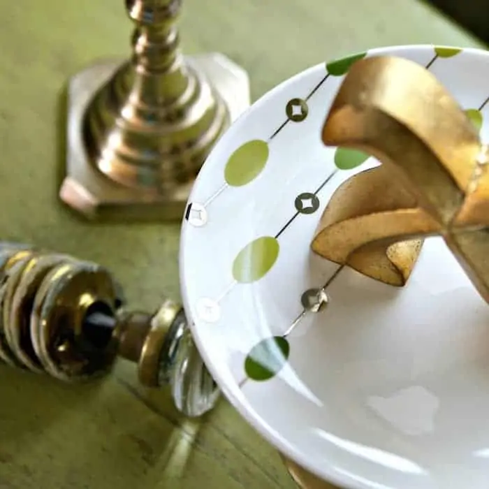 Pier 1 Hack: Serving Stands Using Pier 1 Dishes
