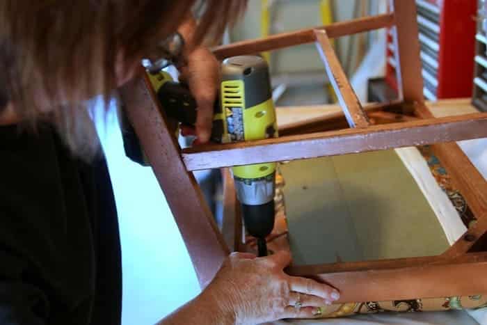 attaching bench seat to base