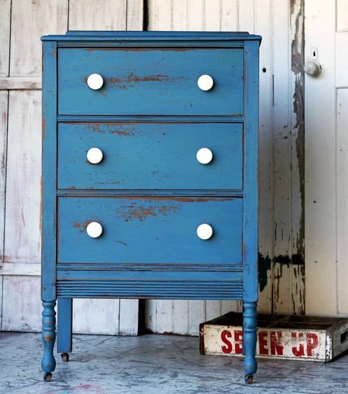 Get The Look Of Naturally Chipped Paint With Milk Paint - Petticoat ...